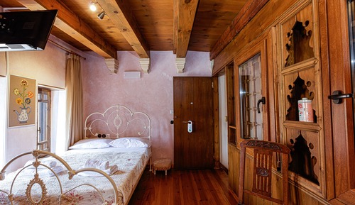 Traditional Room