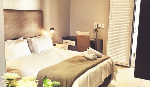 Standard Double Room, 1 Queen Bed