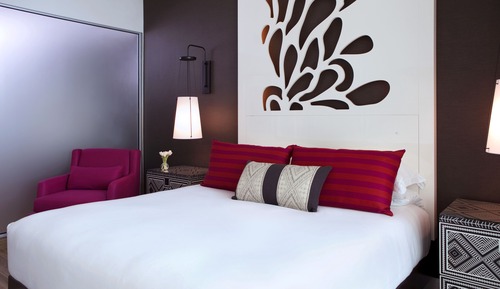 Room, 1 King Bed (Essential, North Sound View)
