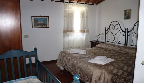 Luxury Apartment, 2 Bedrooms, Fireplace, Valley View