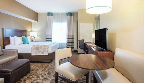 Suite, 1 King Bed, Accessible, Non Smoking