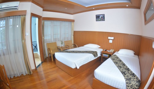 Deluxe Room, Balcony