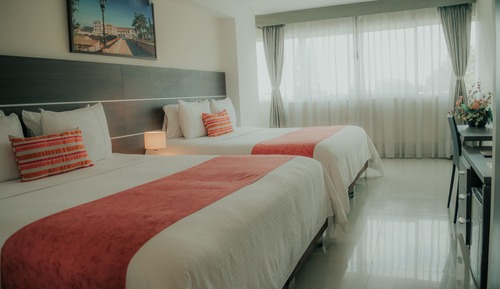 Standard Twin Room