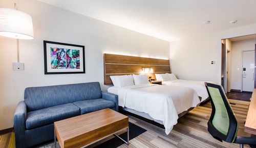 Suite, Multiple Beds