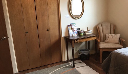 Double or Twin Room (The Gold Room)