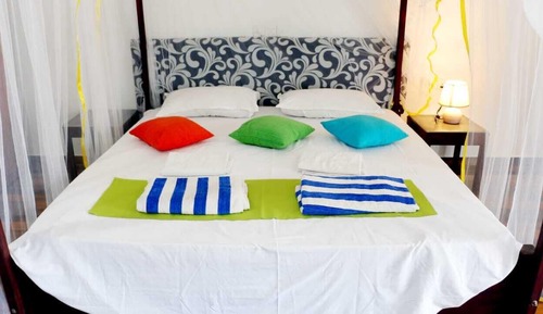 Standard Double Room, 1 King Bed, Garden View