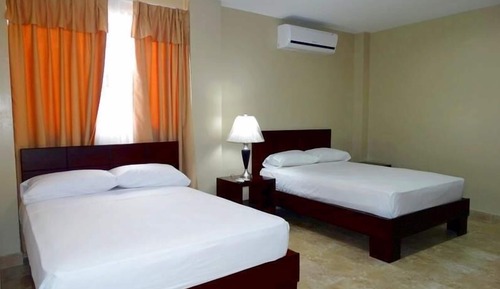 Twin Room, 2 Double Beds