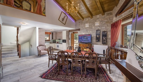 Grand Chalet (Pyrrha)