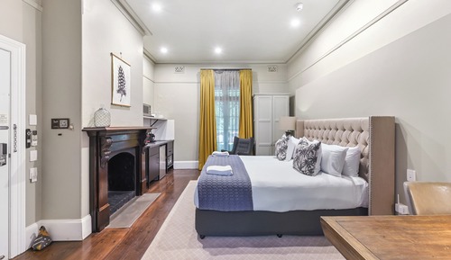 Mini Junior Accessible Suite