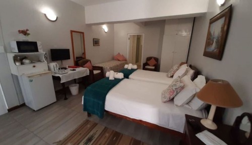 Classic Triple Room