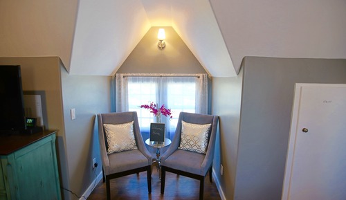 #6 Deluxe King Room
