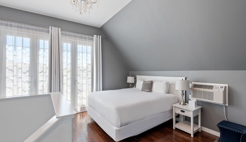 #5 King, Queen & Sofa Bed