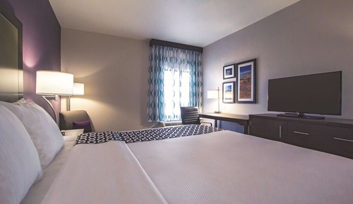 Room, 1 King Bed, Accessible, Non Smoking (Mobility Accessible)
