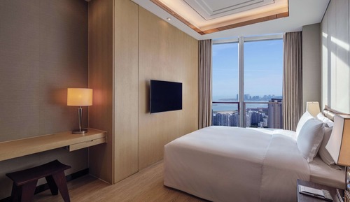 King One Bedroom Premium Apartment Ocean View