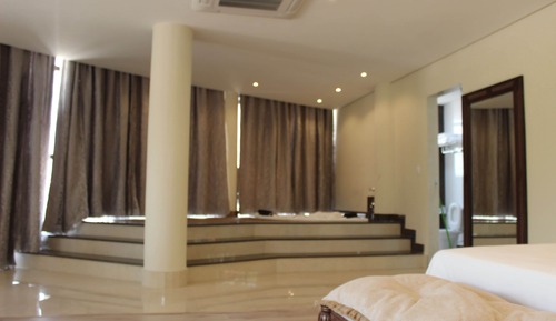 Suite (Imperial)