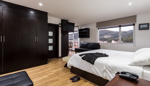 Premier Duplex, 3 Bedrooms, City View, Tower