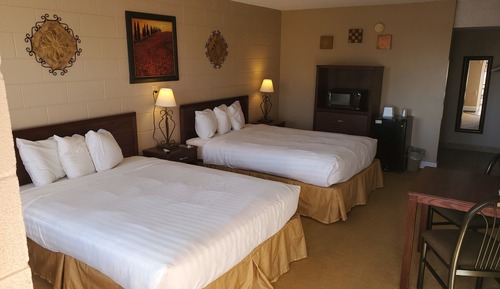 Economy Double Room, 2 Queen Beds, Non Smoking