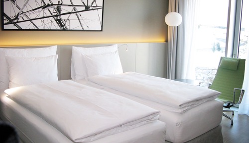 Standard Room, 2 Twin Beds, City View