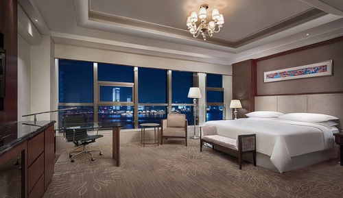 Room, 1 King Bed, River View