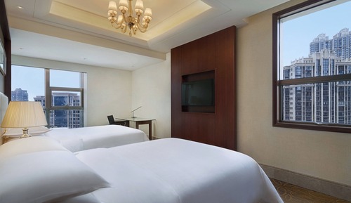 Club Suite, 2 Bedrooms, City View