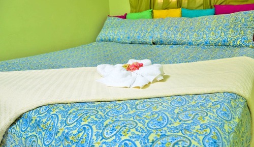 Exclusive Apartment, 1 Bedroom, Kitchen, Mountain View