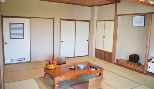 Japanese Style Room, Shared Bathroom, Smoking 