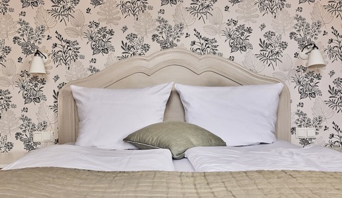 Deluxe Quadruple Room, 1 Bedroom, Jetted Tub