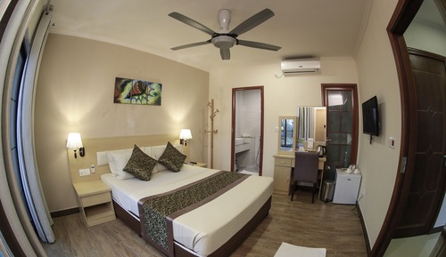 Deluxe Double Room with Island View