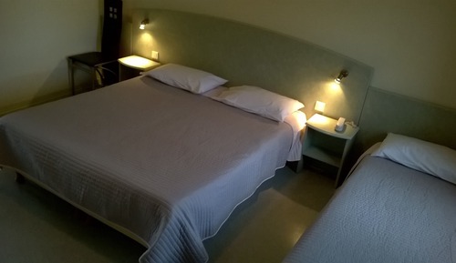 Classic Triple Room (avec douche)