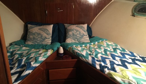 Docked 36' Hatteras, 2 Bedrooms, Bay View, 