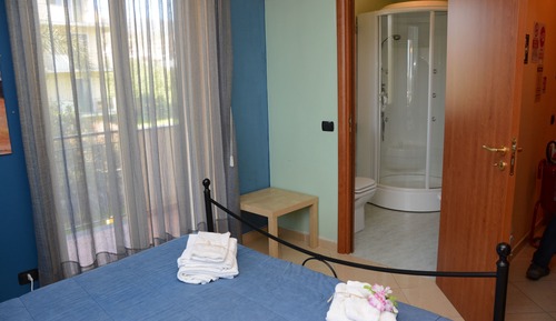 Suite, Balcony