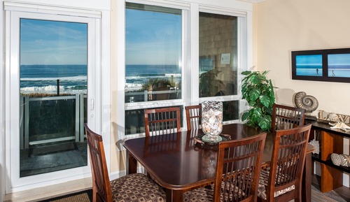 Condo, 2 Bedrooms, Ocean View, Beachfront