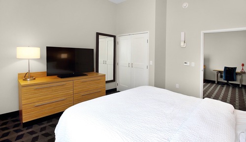 Room, 1 Bedroom, Non Smoking (Hearing Accessible)