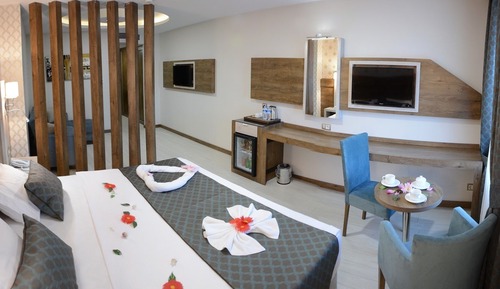 Premier Suite