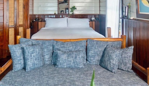 Deluxe Room, 1 King Bed, Kitchenette, Ocean View