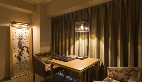 Superior Twin Room, Non Smoking, Breakfast Included [with Club Lounge Access]
