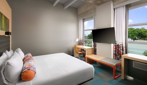 Breezy, Room, 1 King Bed