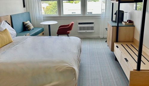 City Room, 1 King Bed, No Balcony