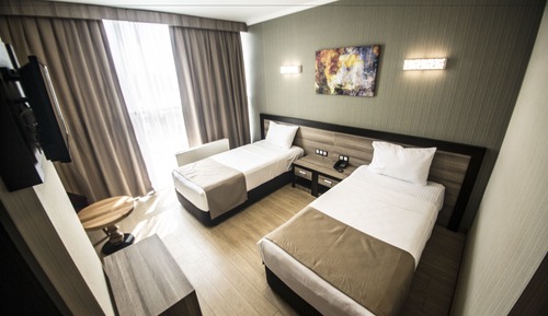 Standard Double Room, Smoking