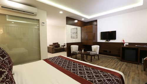 Executive Suite, 1 Queen Bed