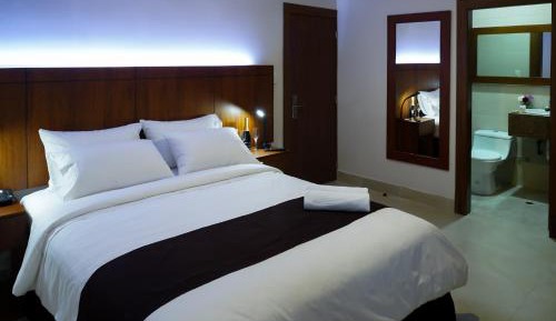 Queen Room