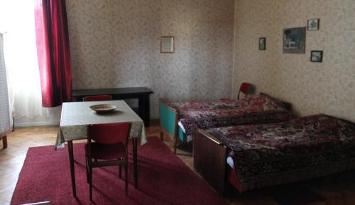 6-Bed Mixed Dormitory Room