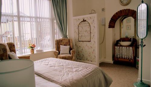 Superior Double Room with Sea View - Ground Floor