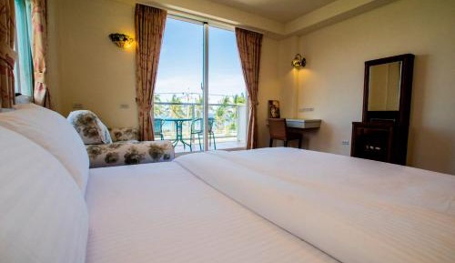 Quadruple Room with Bath