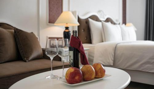 Executive Suite with City View