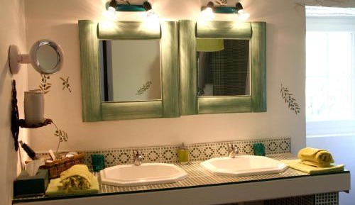 Queen Room with Garden View