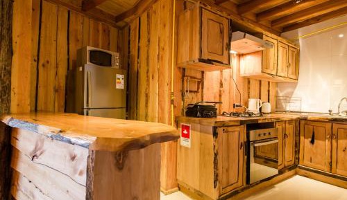 Apartment (6 Adults)