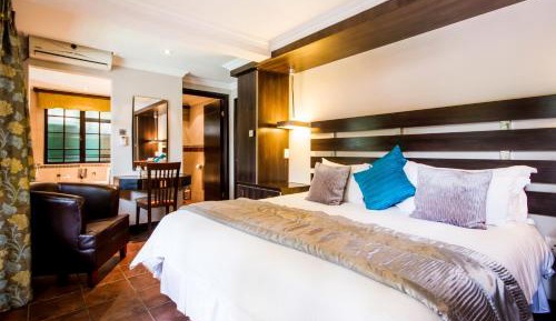 Deluxe King Suite
