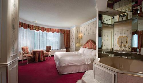 Imperial Theme Room