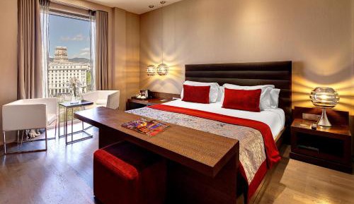 Double Room with View